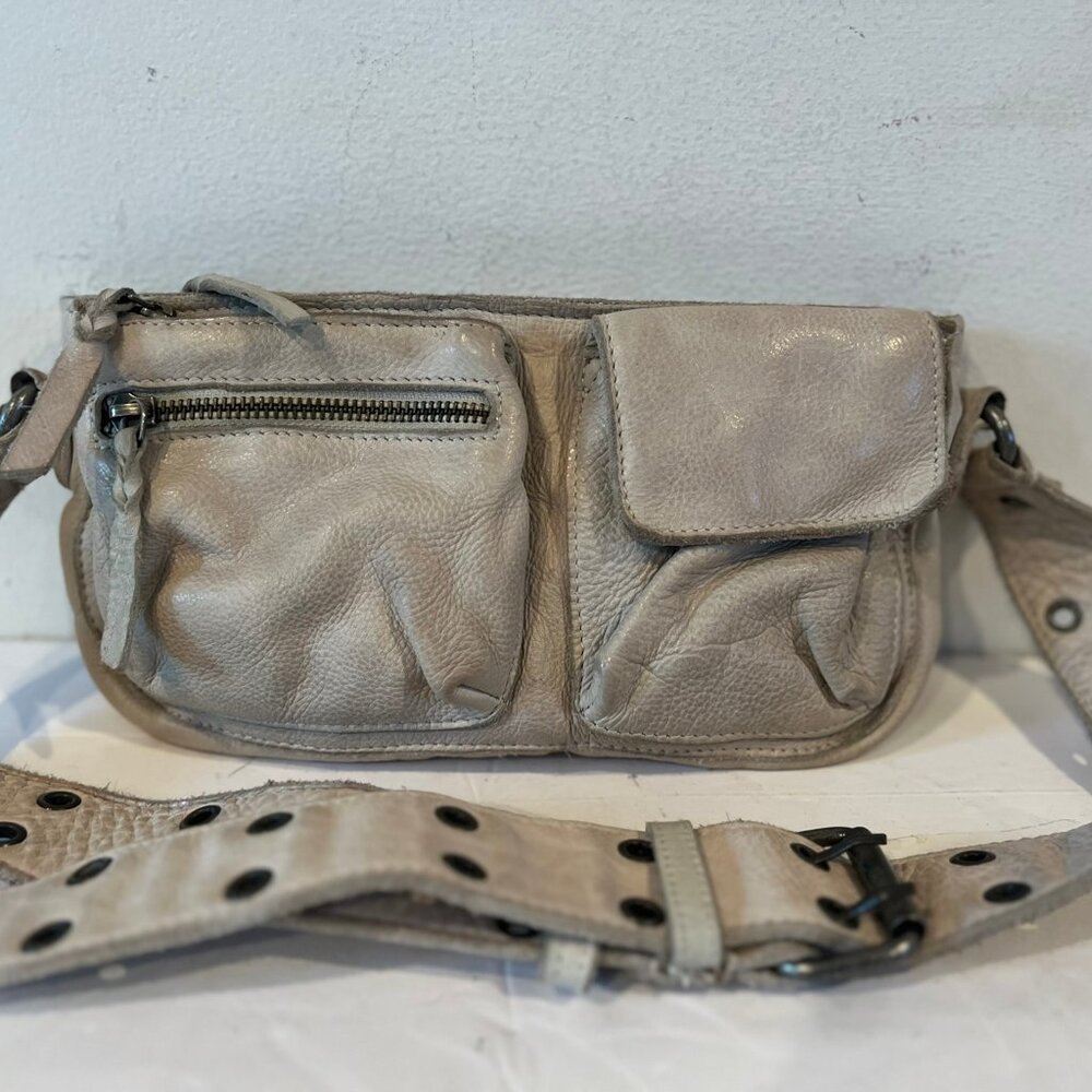 FREE PEOPLE WADE LEATHER SLING BAG